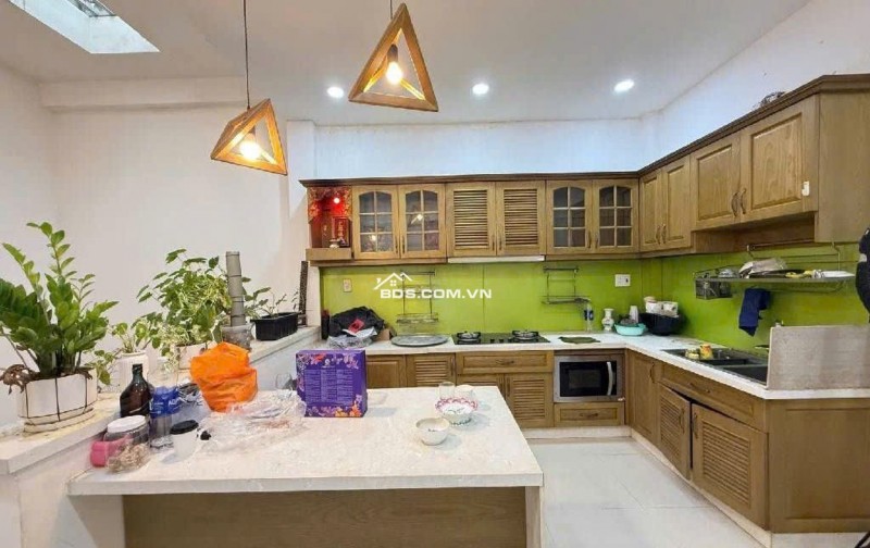 BÁN NHÀ MẶT TIỀN ĐƯỜNG 8M, THÔNG RA CẦU XÉO,TÂN PHÚ. DT 65M2 CHỈ HƠN 7 TỶ. LH:0988832867.